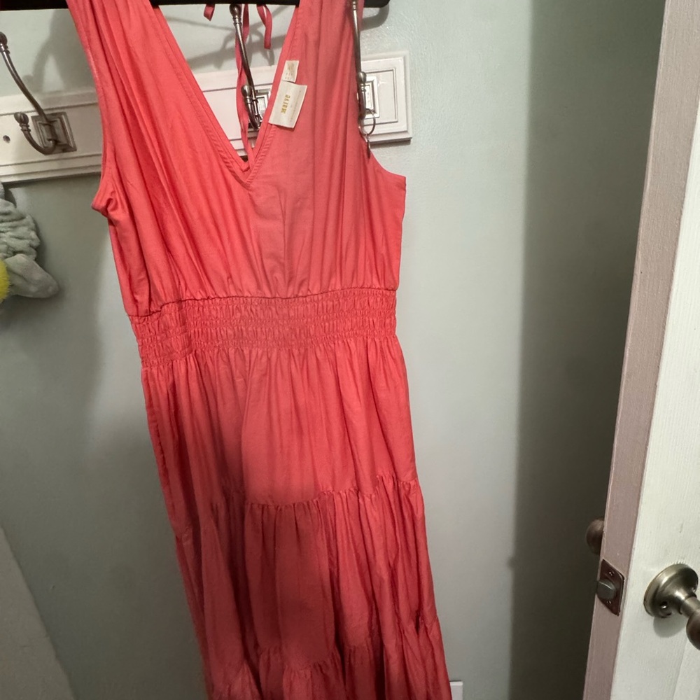 Elegant Coral Sleeveless Dress